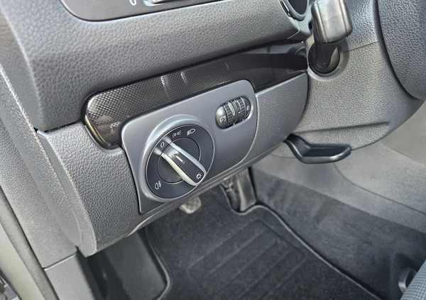 Volkswagen Golf cena 19900 przebieg: 208791, rok produkcji 2009 z Nowy Tomyśl małe 436